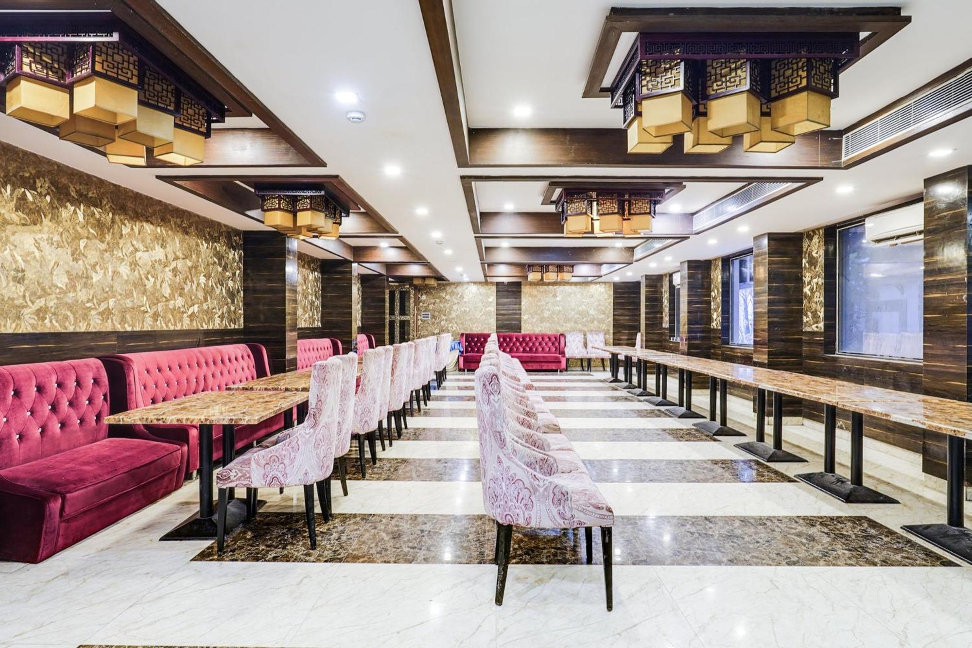Super Townhouse Oak Alandur Near Chennai Airport Formerly Vijay Park Exterior foto